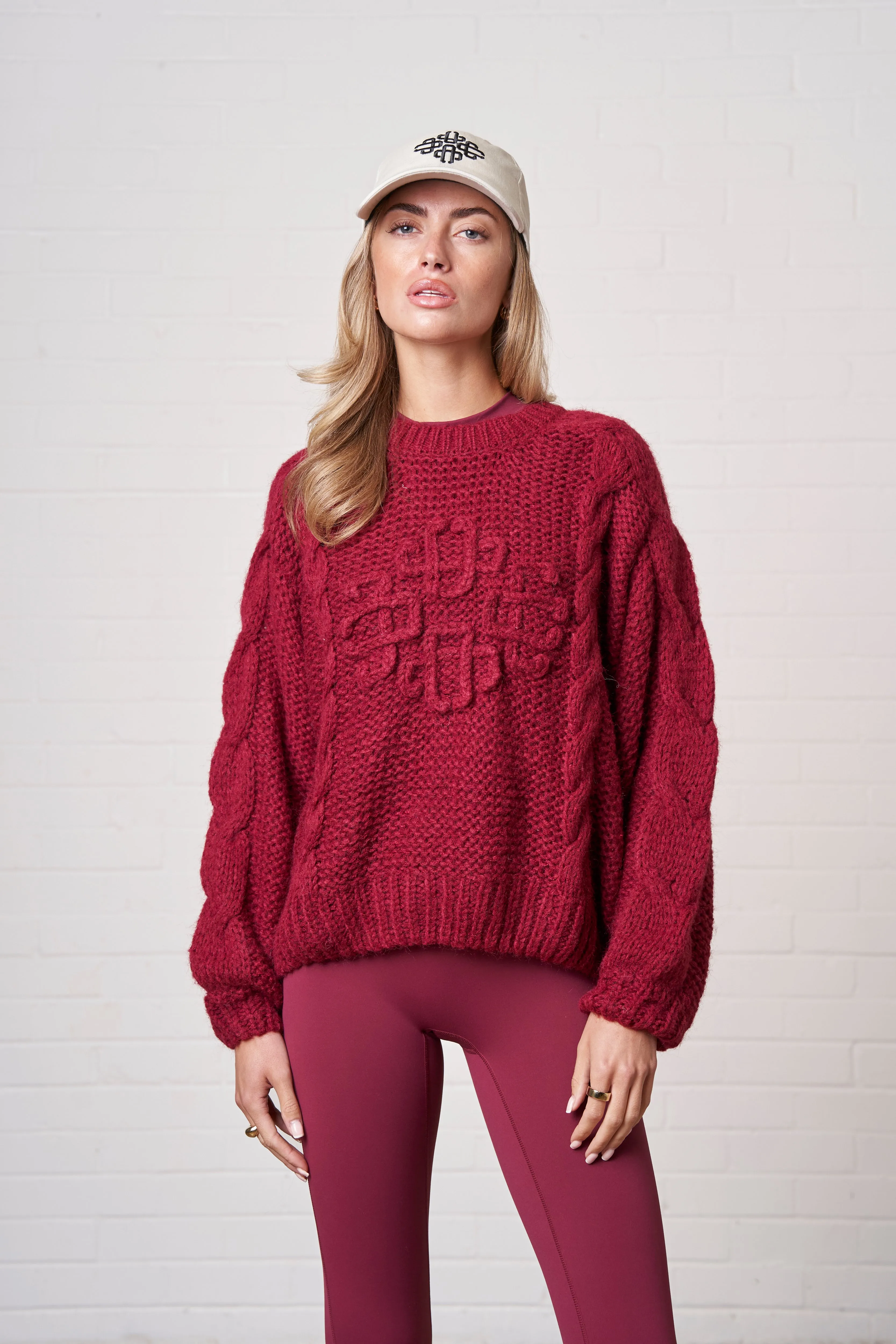 EMBLEM PLAITED OVERSIZED KNIT JUMPER - DEEP RED