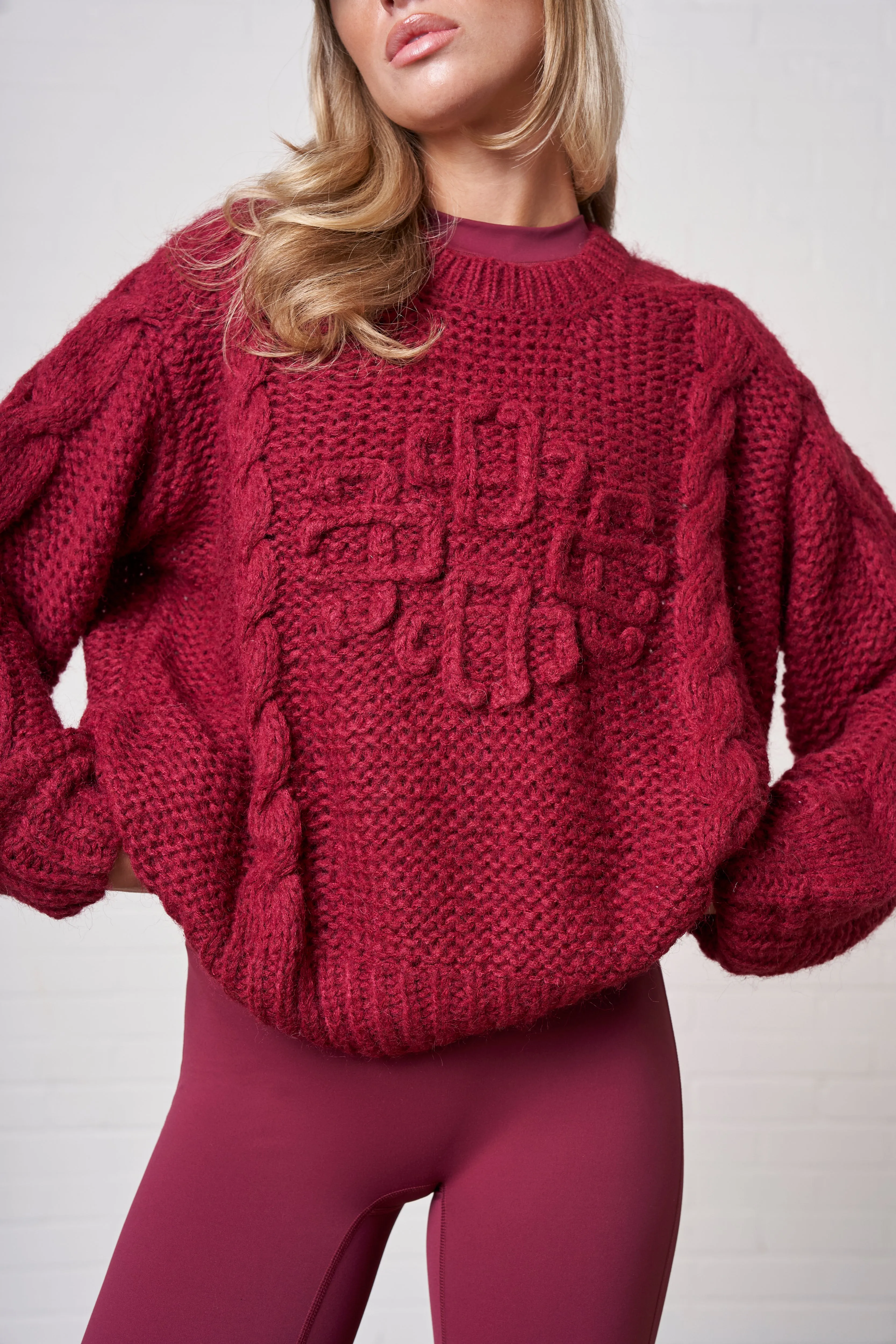 EMBLEM PLAITED OVERSIZED KNIT JUMPER - DEEP RED