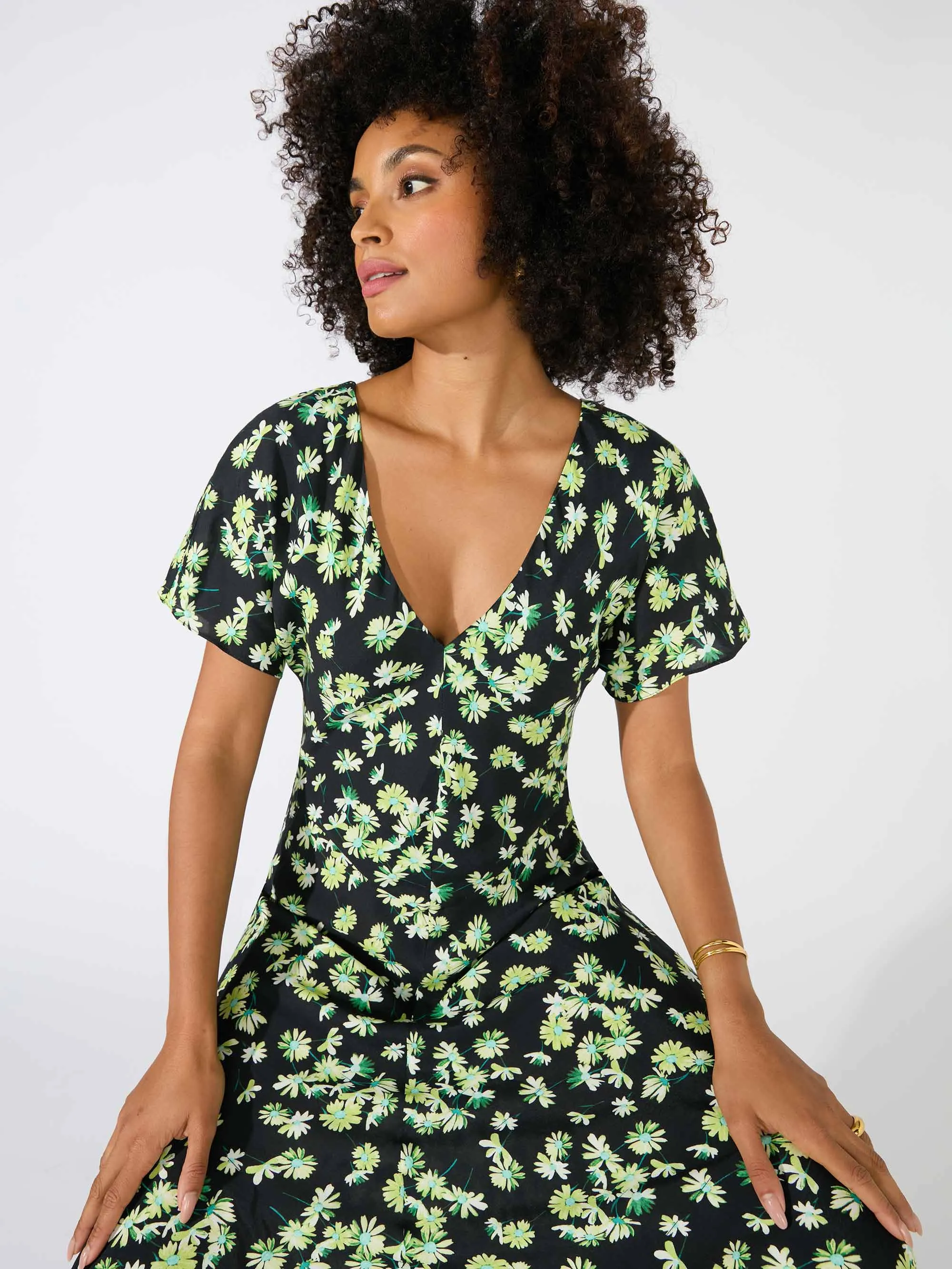 Green Daisy Print V Neck Midi Dress