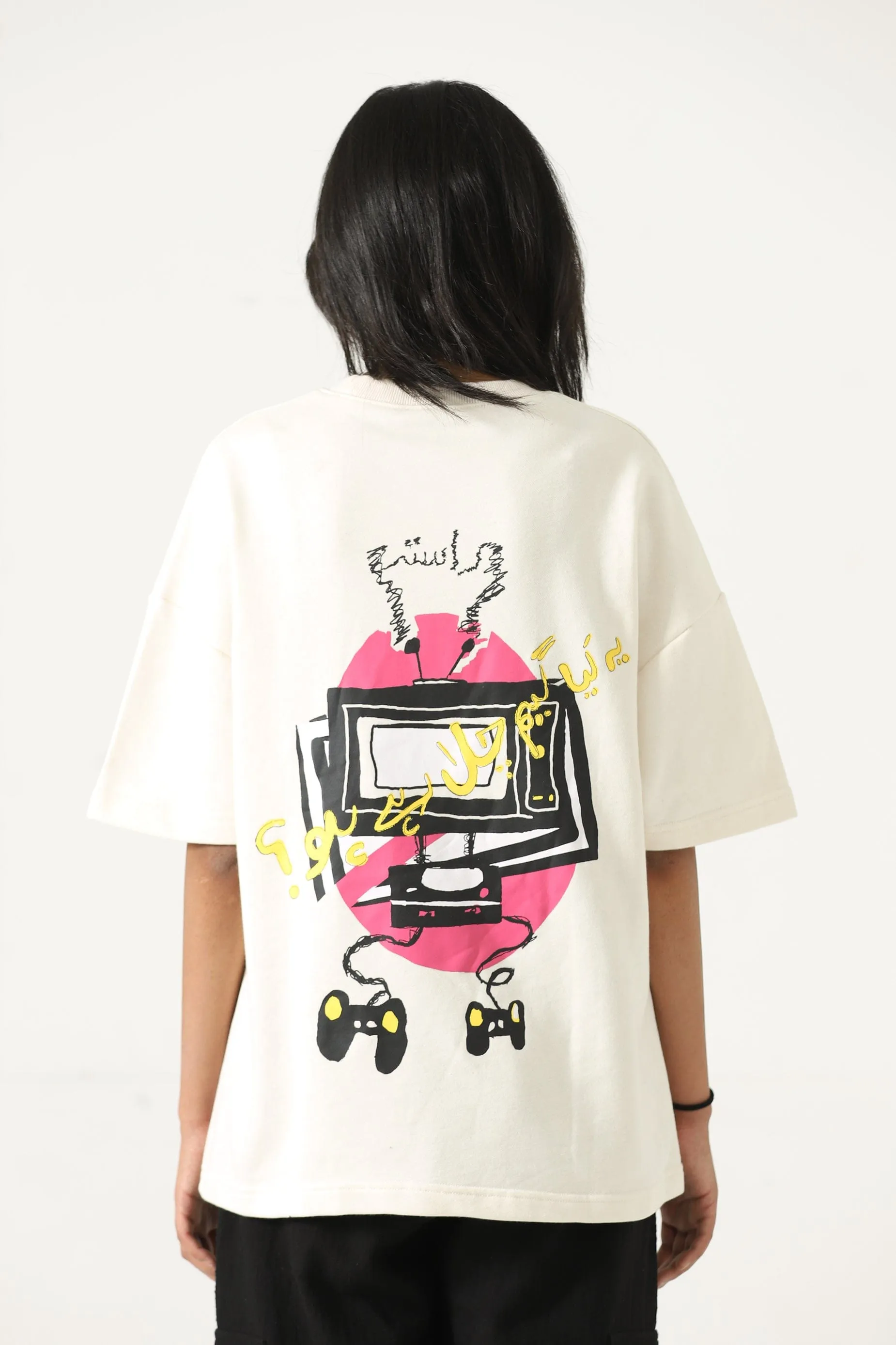 "GAMES WE PLAY" PRINTED BEIGE T SHIRT